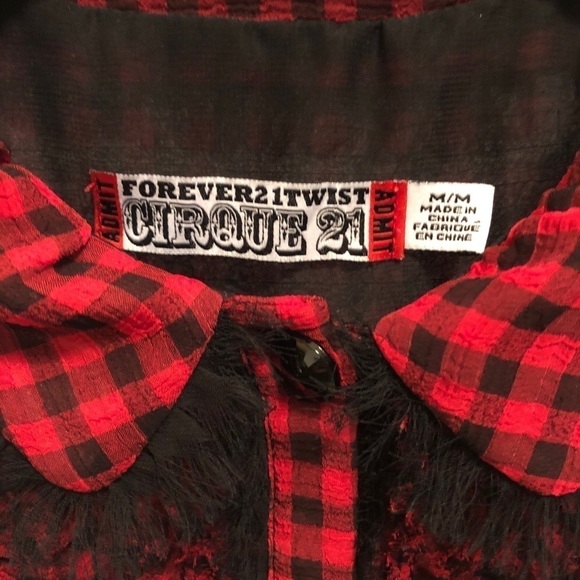 Forever 21 Cirque Red & Black Checkered Sleeveless Button-Down Top – Size M - Picture 3 of 11